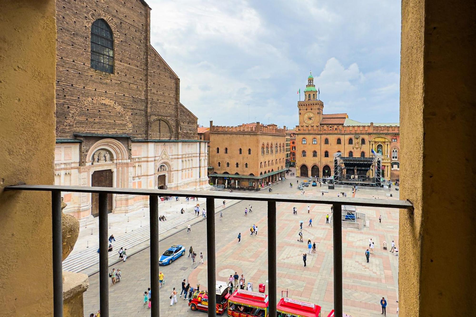 Immobo Domus - Piazza Maggiore View Bologna Esterno foto